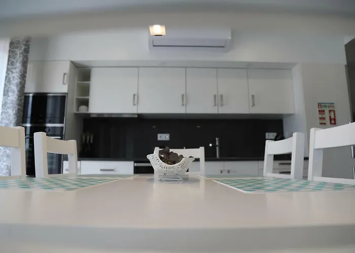 Quinta Das Torres * Criacao Velha